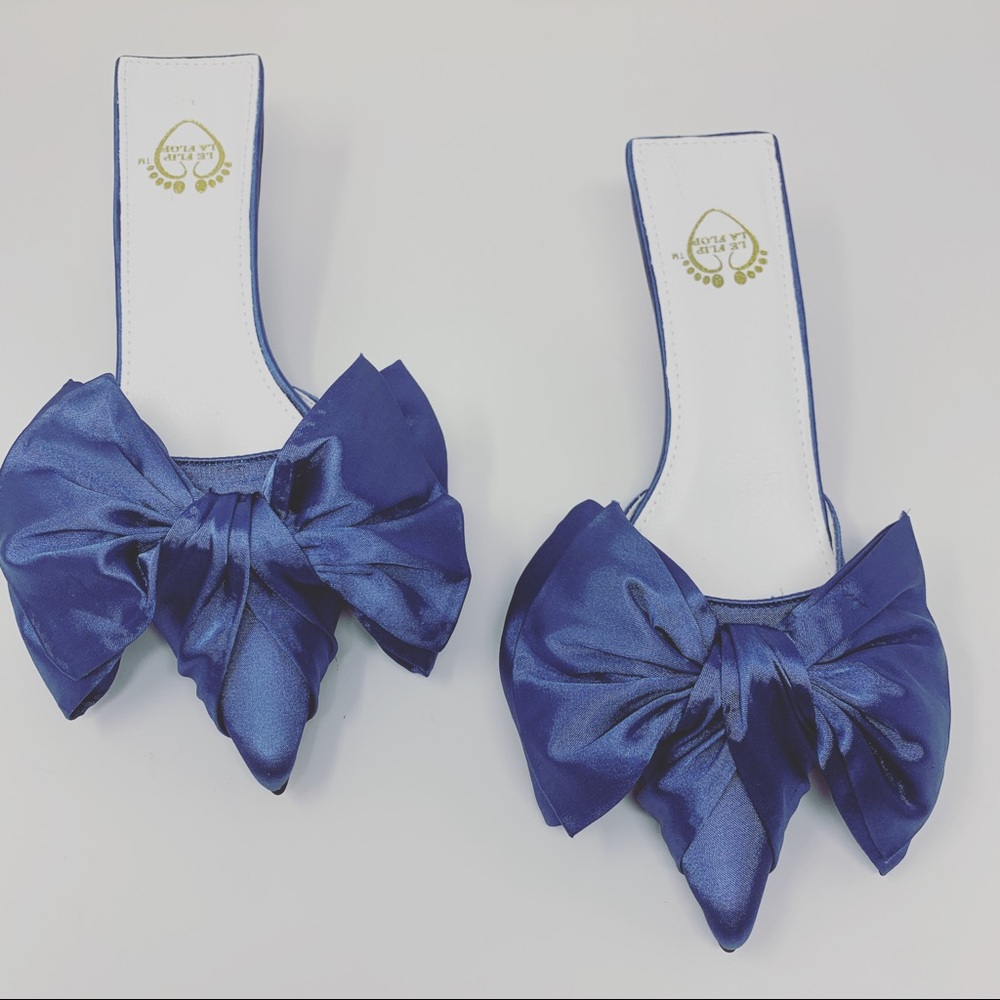 Kitten heel mules with satin Bows in sky blue